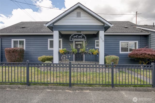 Property photo for 218 B Street, Cosmopolis