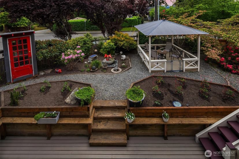 Property photo for 4712 Sw Brace Point Drive, Seattle photo 18