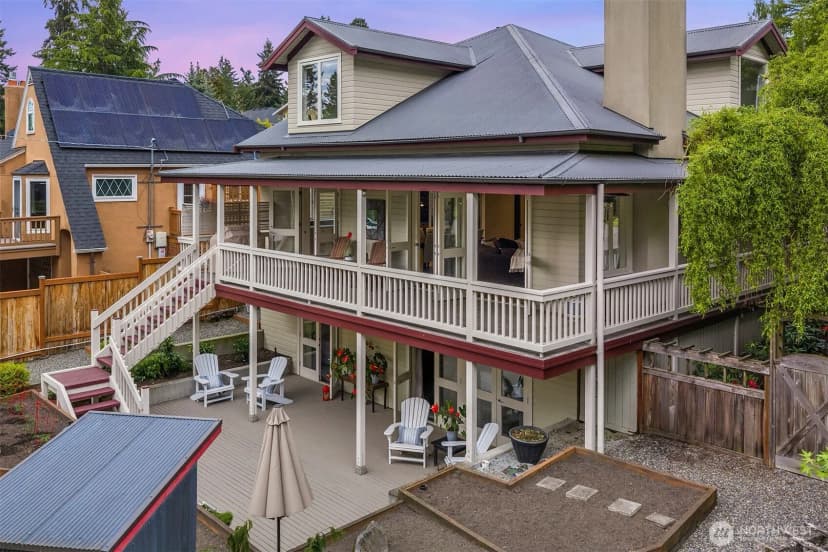 Property photo for 4712 Sw Brace Point Drive, Seattle