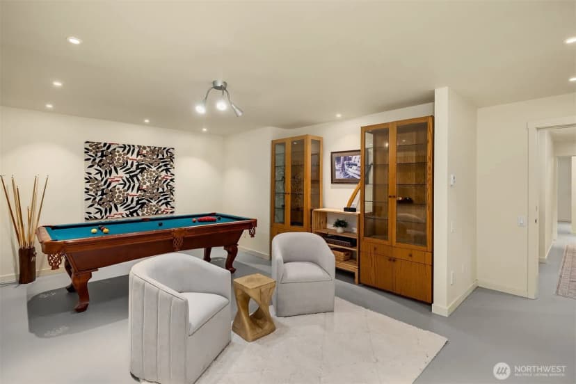 Property photo for 4712 Sw Brace Point Drive, Seattle photo 24