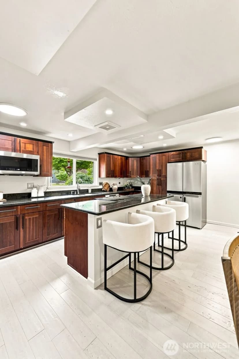 Property photo for 7742 30th Avenue Sw, Seattle photo 10