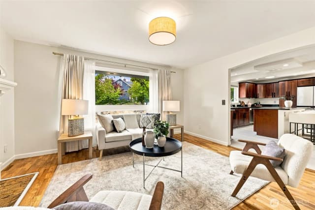 Property photo for 7742 30th Avenue Sw, Seattle photo 4