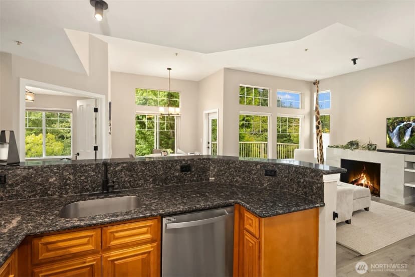 Property photo for 14007 69th Drive Se #w5, Snohomish photo 14