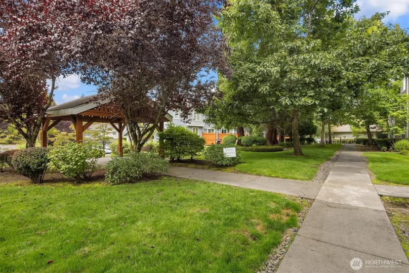 Property photo for 14007 69th Drive Se #w5, Snohomish photo 28