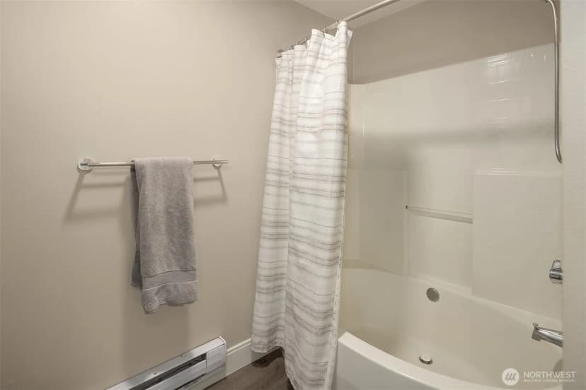 Property photo for 14007 69th Drive Se #w5, Snohomish photo 21