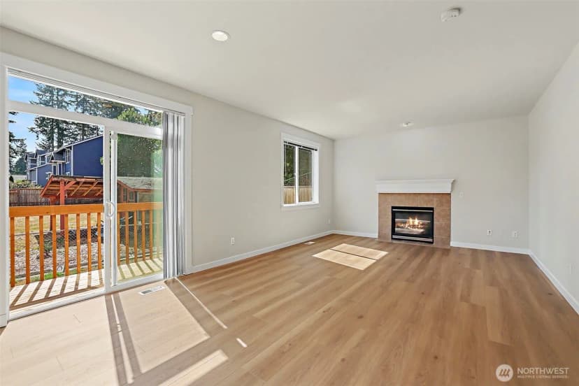 Property photo for 2021 Ne 25th Place, Renton photo 17