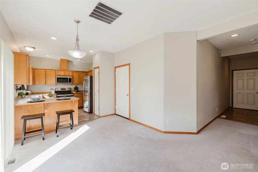 Property photo for 7037 Whistle Lane Ne, Bremerton photo 19
