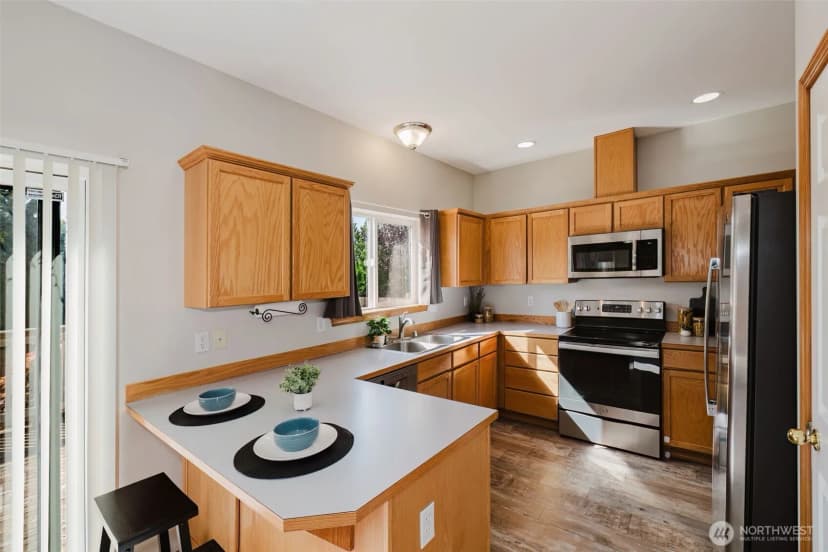 Property photo for 7037 Whistle Lane Ne, Bremerton photo 15