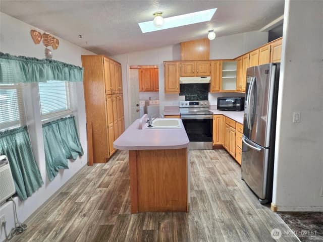 Property photo for 8 Heritage Boulevard, Longview photo 4