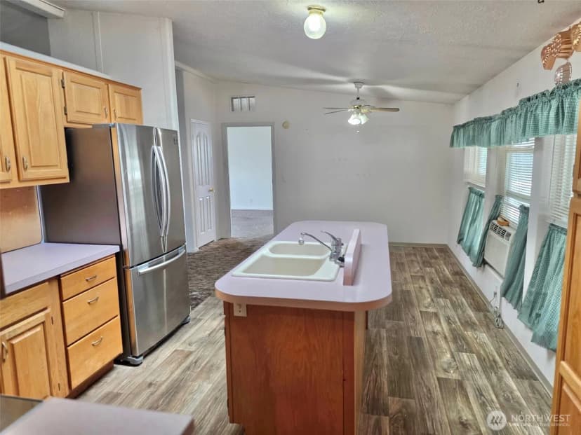 Property photo for 8 Heritage Boulevard, Longview photo 5