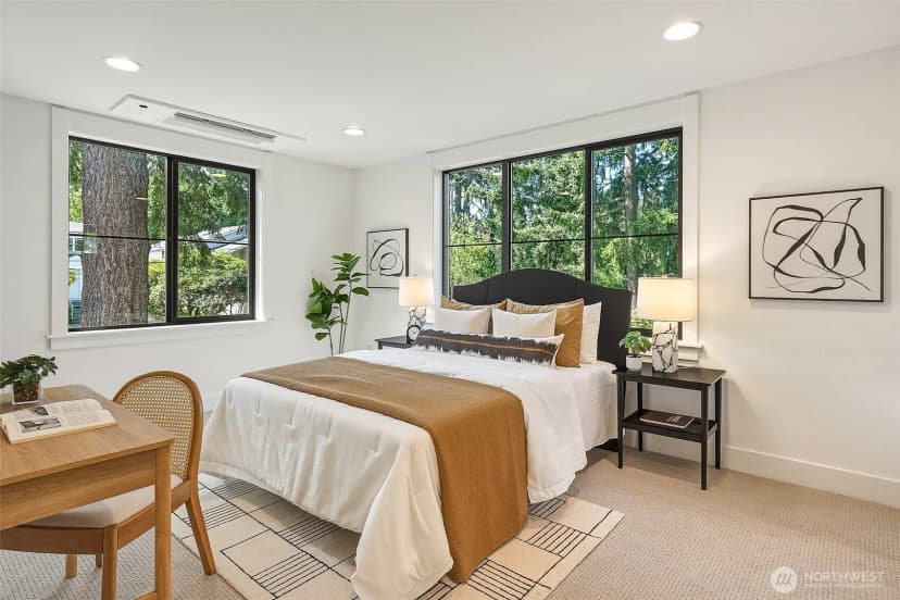 Property photo for 1218 Ne 103rd Street, Seattle photo 16