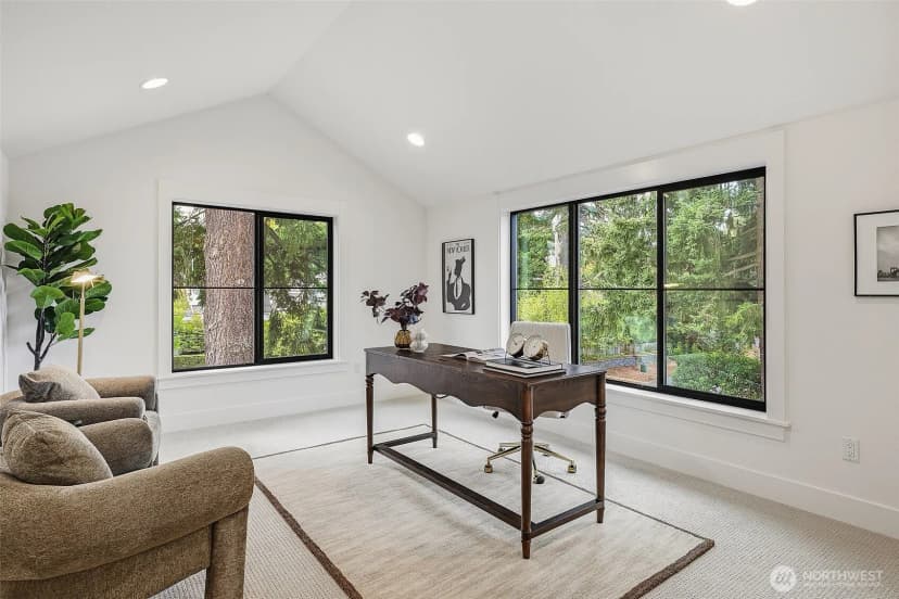 Property photo for 1218 Ne 103rd Street, Seattle photo 27
