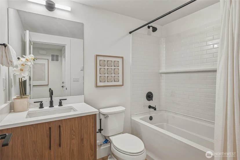 Property photo for 1218 Ne 103rd Street, Seattle photo 35
