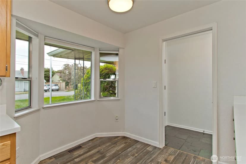 Property photo for 1611 1st Street Se, Auburn photo 19