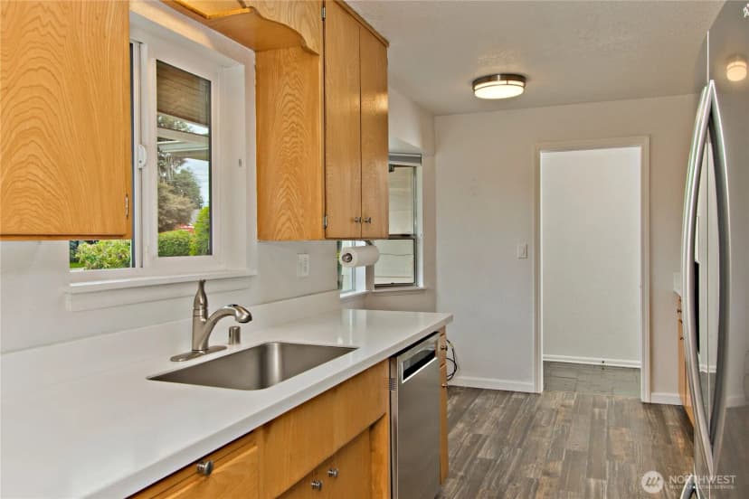 Property photo for 1611 1st Street Se, Auburn photo 18