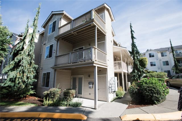 Property photo for 4714 Mill Pond Drive Se #401, Auburn