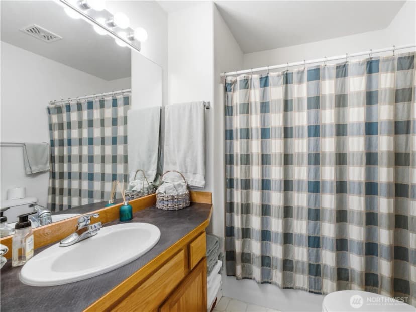 Property photo for 321 S Mary Avenue, East Wenatchee photo 20