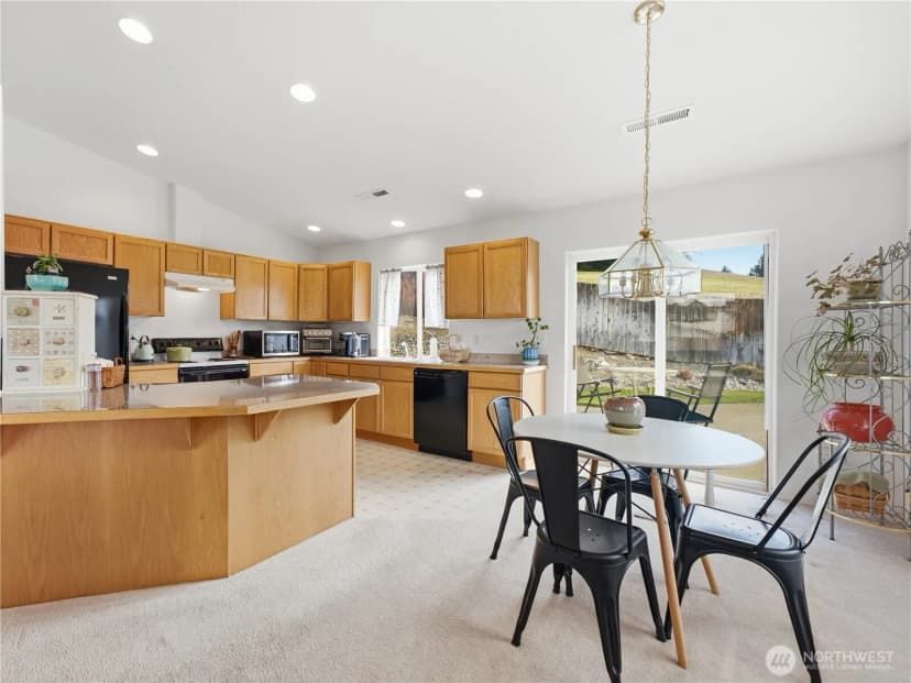 Property photo for 321 S Mary Avenue, East Wenatchee photo 11