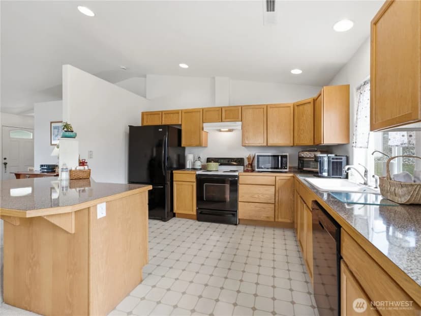 Property photo for 321 S Mary Avenue, East Wenatchee photo 12