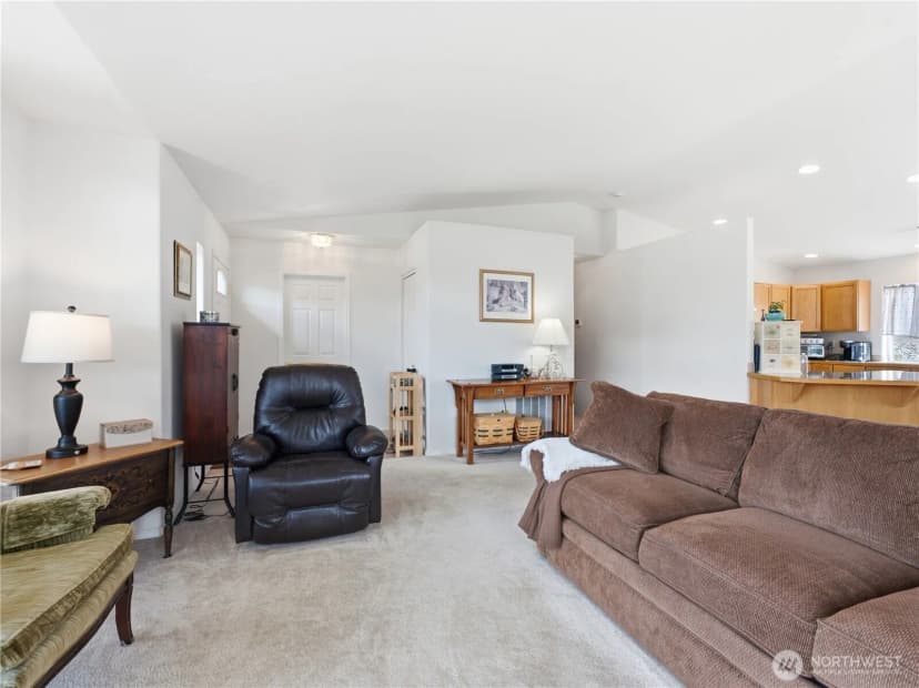 Property photo for 321 S Mary Avenue, East Wenatchee photo 7