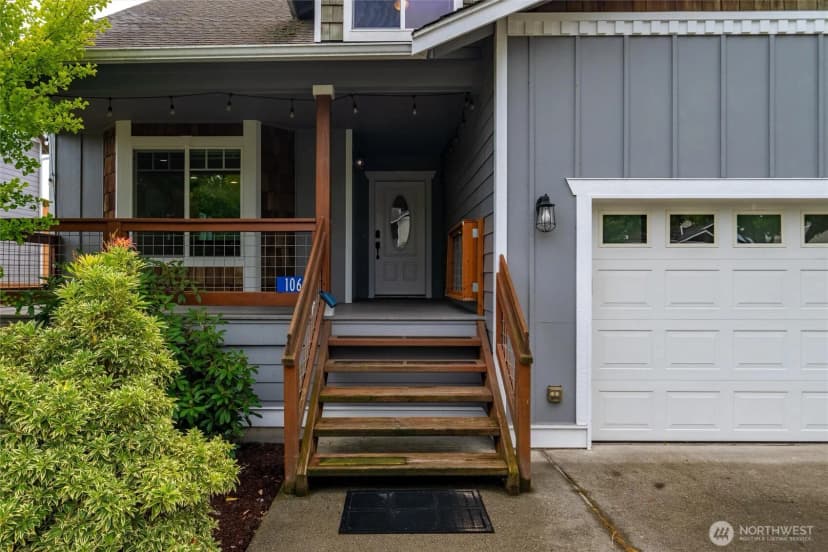 Property photo for 1068 Homestead Drive, Burlington photo 3