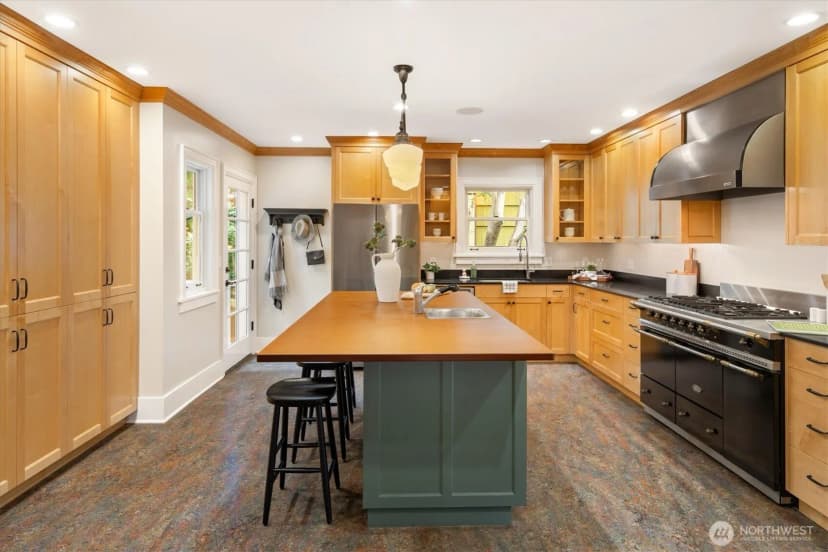 Property photo for 3234 Nw 69th Street, Seattle photo 17
