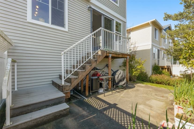 Property photo for 6895 Holly Park Drive S, Seattle photo 26