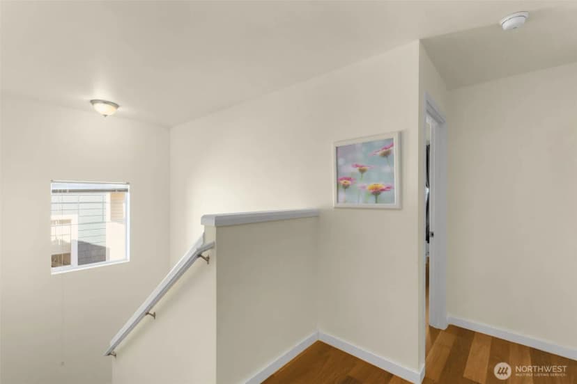 Property photo for 6895 Holly Park Drive S, Seattle photo 15