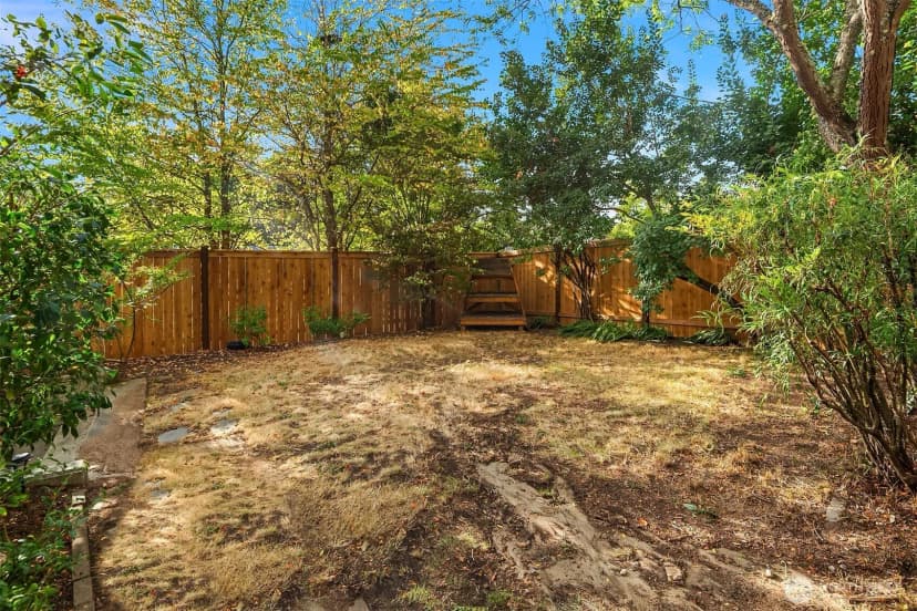 Property photo for 6827 28th Avenue Ne, Seattle photo 29