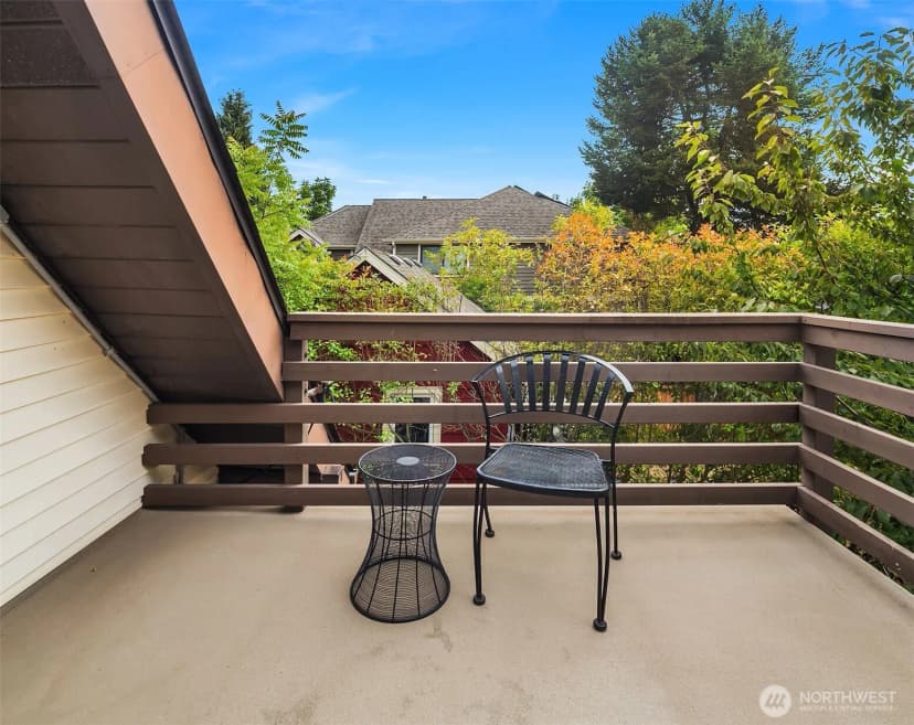 Property photo for 6827 28th Avenue Ne, Seattle photo 25