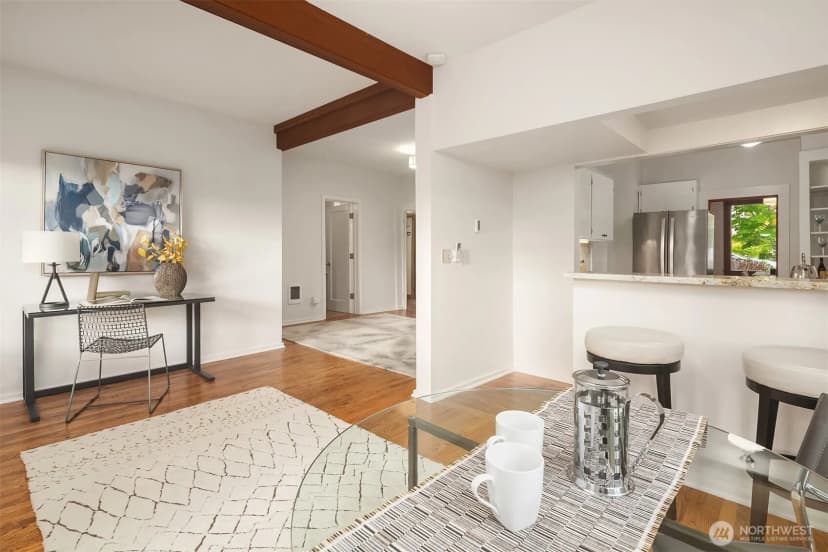 Property photo for 6827 28th Avenue Ne, Seattle photo 13