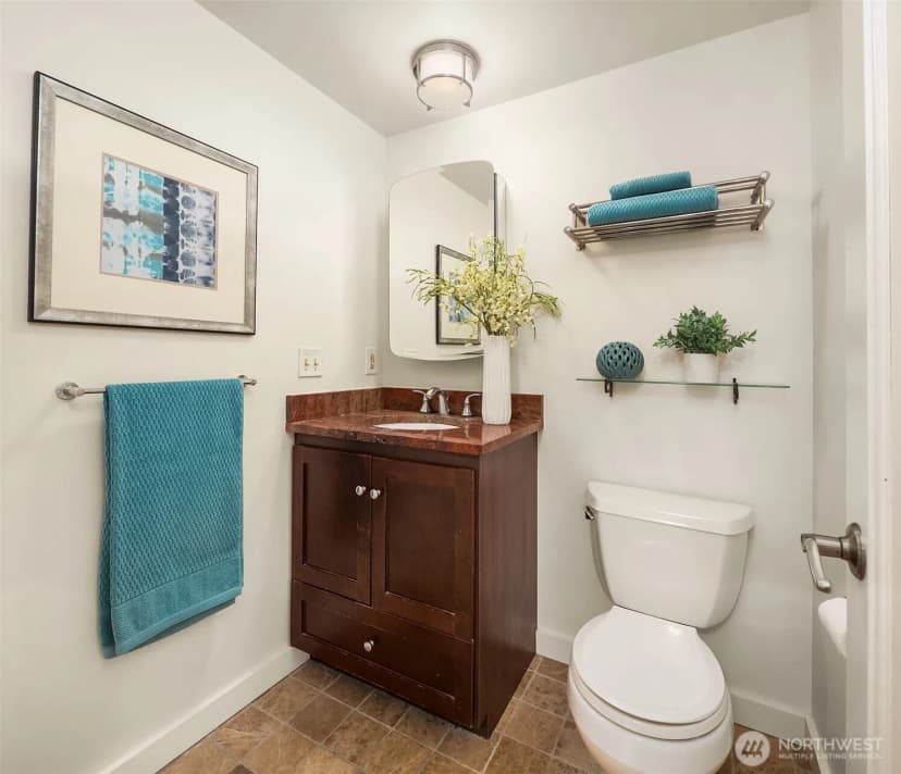 Property photo for 6827 28th Avenue Ne, Seattle photo 16