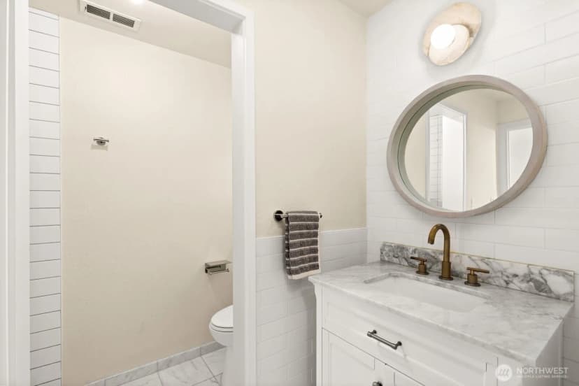 Property photo for 13444 110th Place Ne, Kirkland photo 13