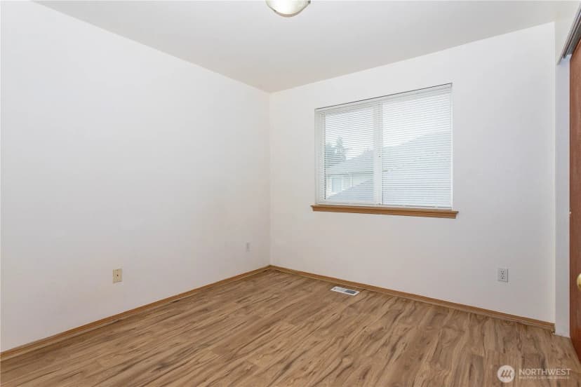 Property photo for 11850 44th Place S, Tukwila photo 17