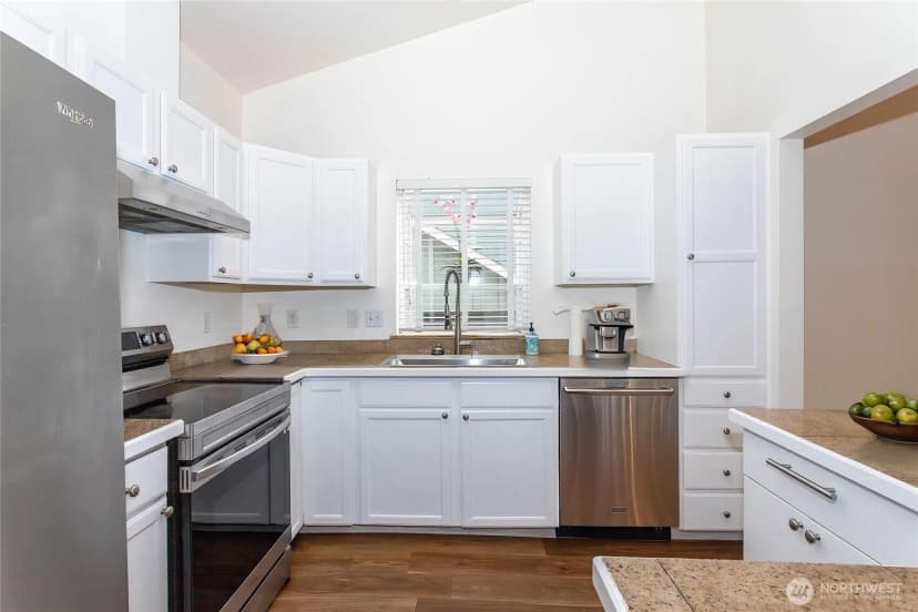 Property photo for 11850 44th Place S, Tukwila photo 10