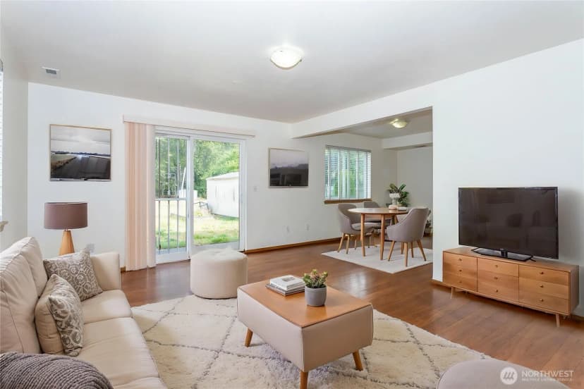Property photo for 11850 44th Place S, Tukwila photo 24