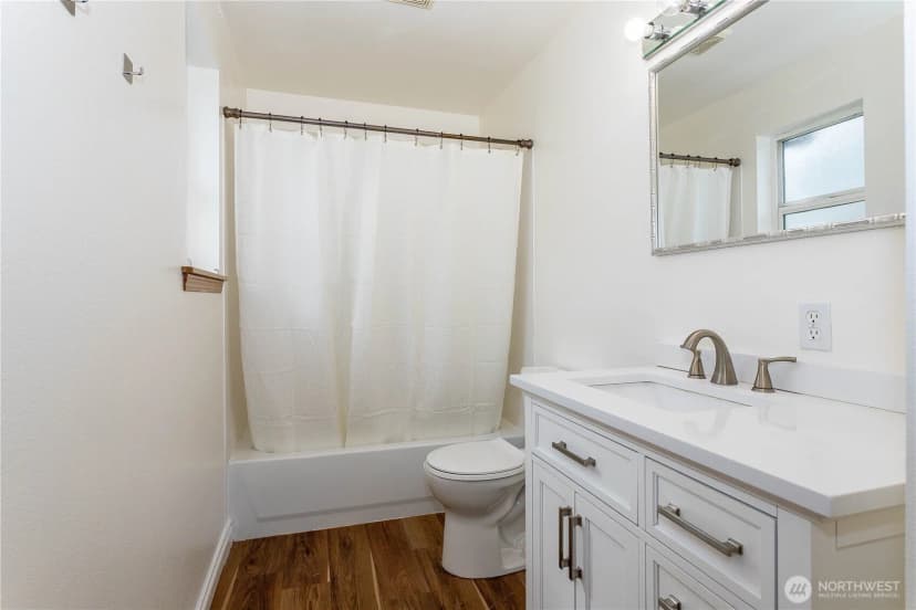 Property photo for 11850 44th Place S, Tukwila photo 22