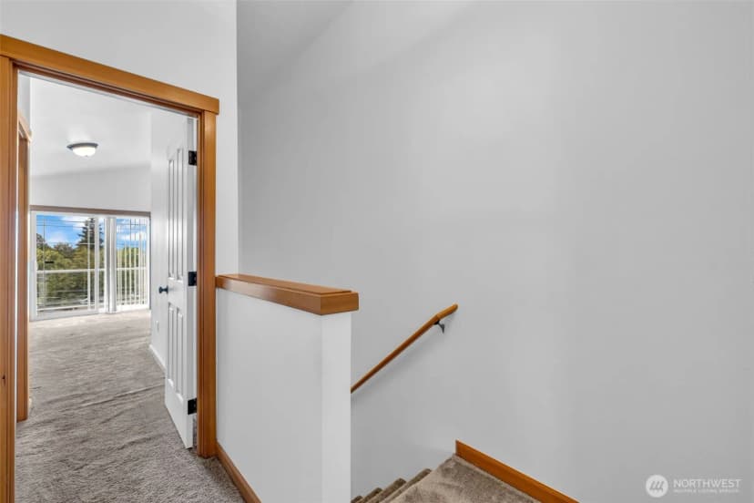 Property photo for 6331 42nd Avenue Sw #a, Seattle photo 18