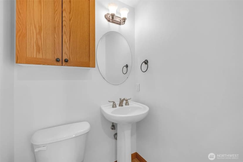 Property photo for 6331 42nd Avenue Sw #a, Seattle photo 15