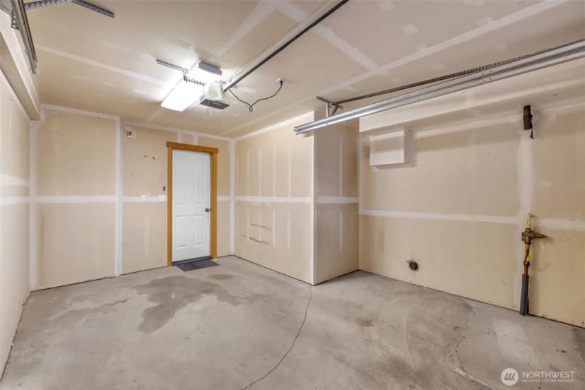 Property photo for 6331 42nd Avenue Sw #a, Seattle photo 29