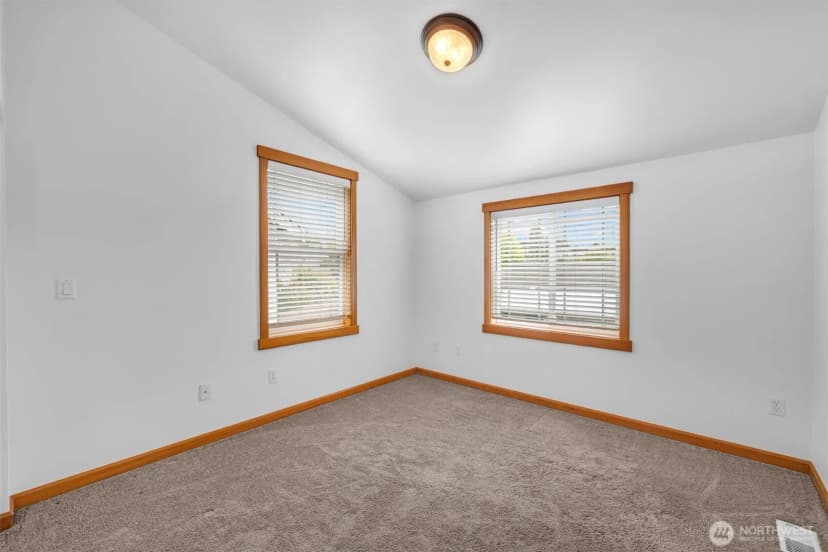 Property photo for 6331 42nd Avenue Sw #a, Seattle photo 27