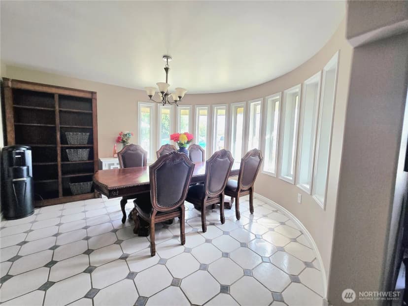 Property photo for 327 Lancaster Road, Selah photo 16