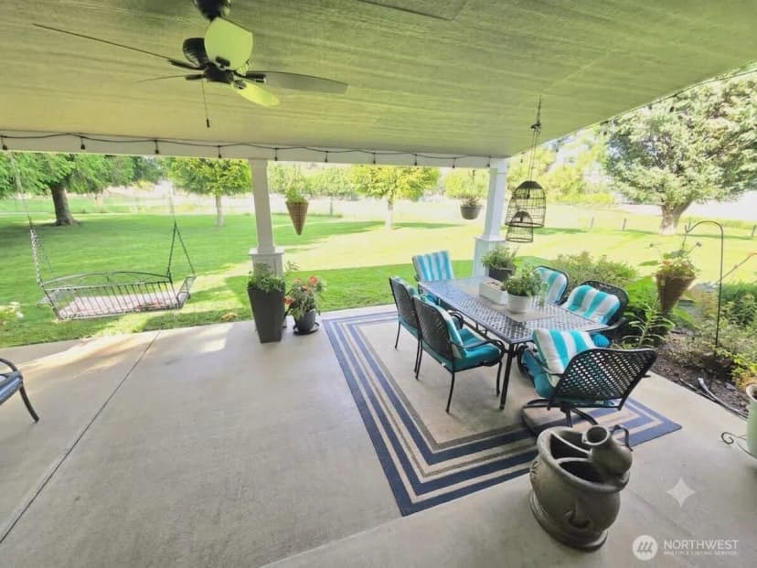 Property photo for 327 Lancaster Road, Selah photo 17