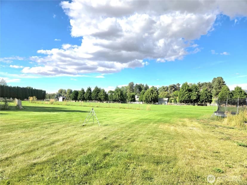 Property photo for 327 Lancaster Road, Selah photo 20