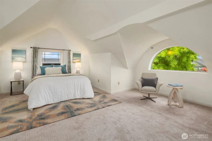 Property photo for 2609 Queen Anne Avenue N, Seattle photo 17