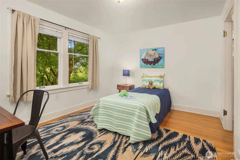 Property photo for 2609 Queen Anne Avenue N, Seattle photo 15