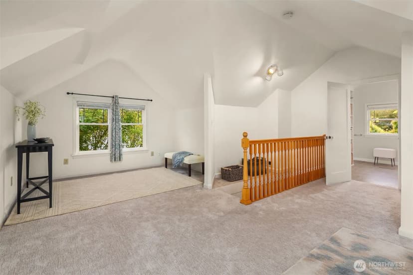 Property photo for 2609 Queen Anne Avenue N, Seattle photo 19