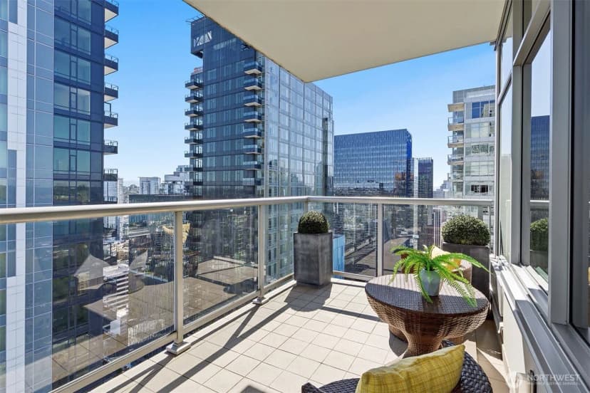 Property photo for 583 Battery Street #3602n, Seattle photo 24