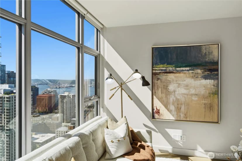 Property photo for 583 Battery Street #3602n, Seattle photo 7