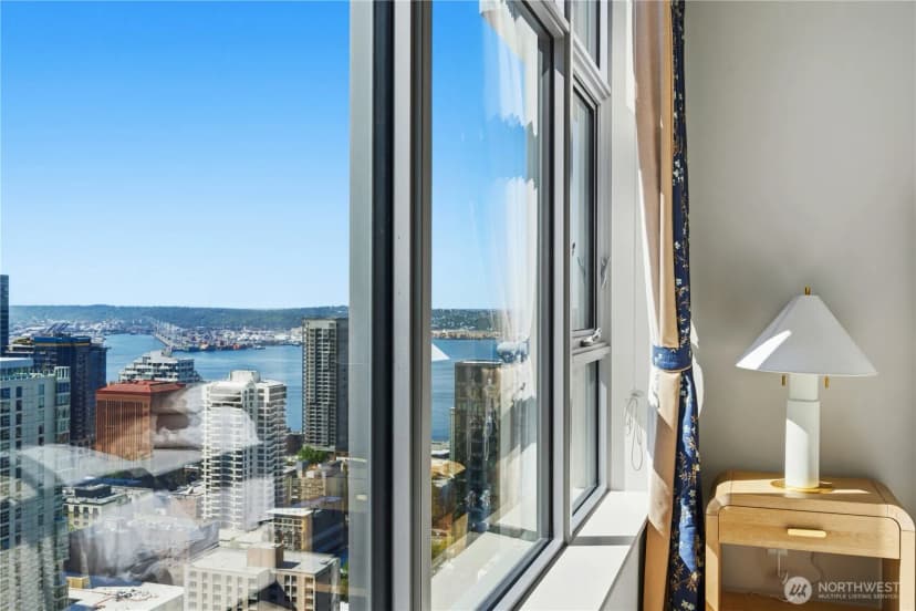Property photo for 583 Battery Street #3602n, Seattle photo 14